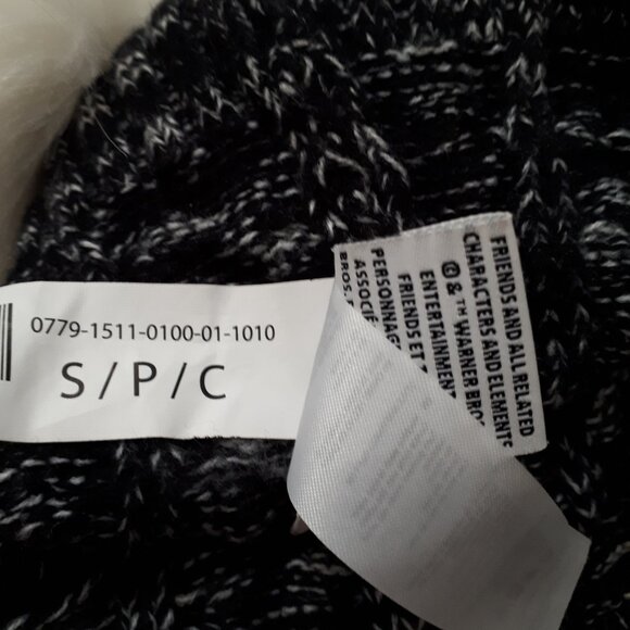 Friends 3 Piece Bundle of Beanie Leggings and Hoodie - Picture 11 of 11